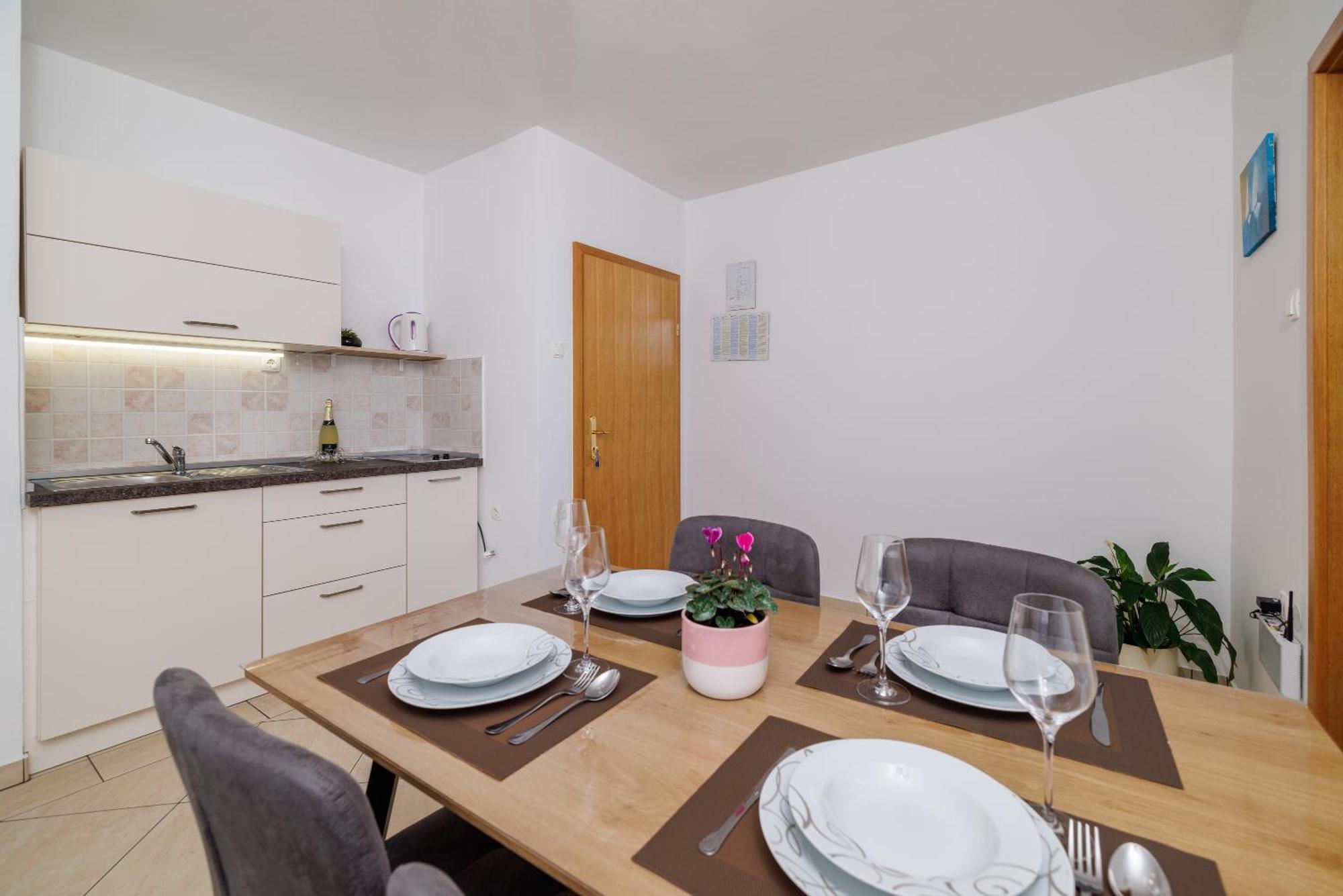 Apartments Maja Dramalj Kültér fotó